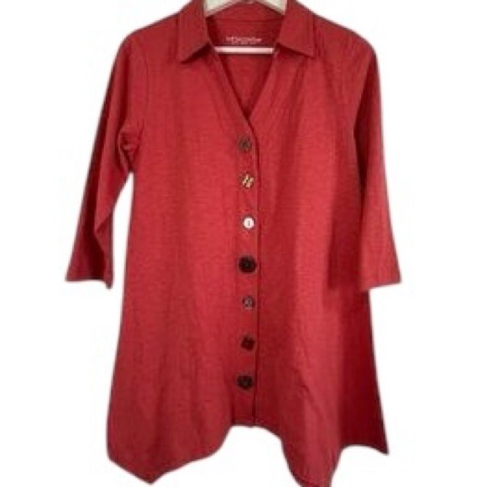 Soft Surroundings Red Button Front Tunic Asymmetrical Hem 3/4 Sleeve Top Size M